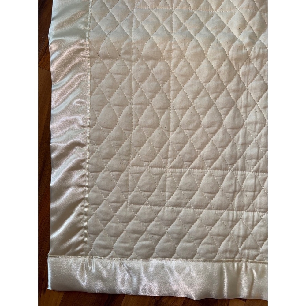Disney Winnie the Pooh Baby Quilt Blue Tan Satin Trim Patchwork homemade crib - Picture 4 of 7